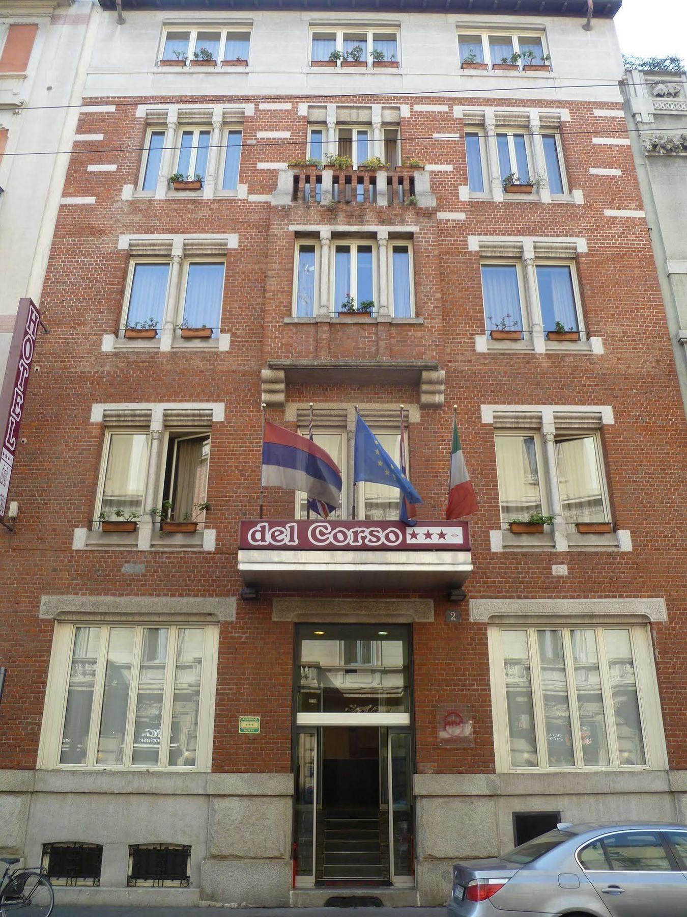 Del Corso 3* Mailand