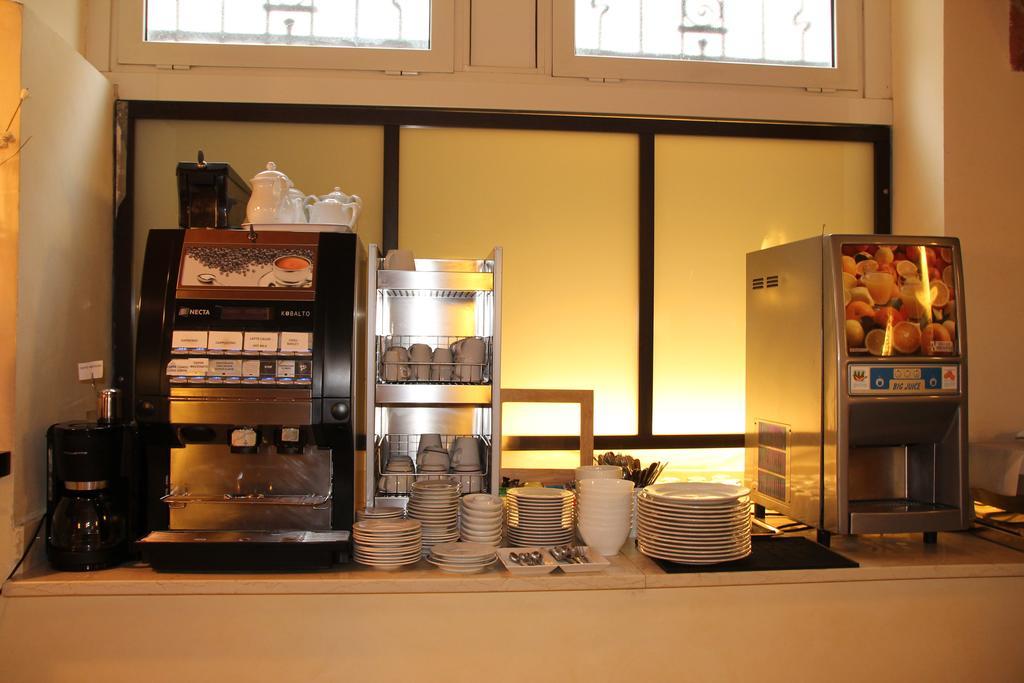 Del Corso 3* Mailand